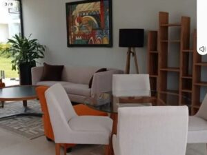 Amplia sala en casa de lujo en Tulum Country Club