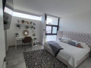 Recámara principal en casa de 3 niveles en Tulum Country Club