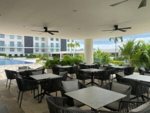 Departamento de lujo en Puerto Cancún con vista al mar y amenidades exclusivas