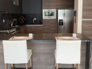 Propiedad inmobiliaria de lujo en Puerto Cancún con arquitectura moderna