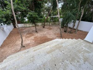 Casa de lujo de dos niveles en Tulum Country Club con acabados de alta gama