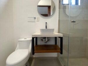 Residencia premium en venta en Río Residencial Cancún con arquitectura moderna y acabados finos