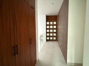 Zona residencial Vía Cumbres con casas exclusivas, seguridad y alta plusvalía inmobiliaria