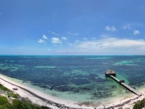 Departamento exclusivo con vista al mar Caribe con amenidades premium y seguridad privada