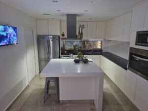 Propiedad premium en venta en Tulum Country Club con 3 recámaras y cocina integral de alta gama